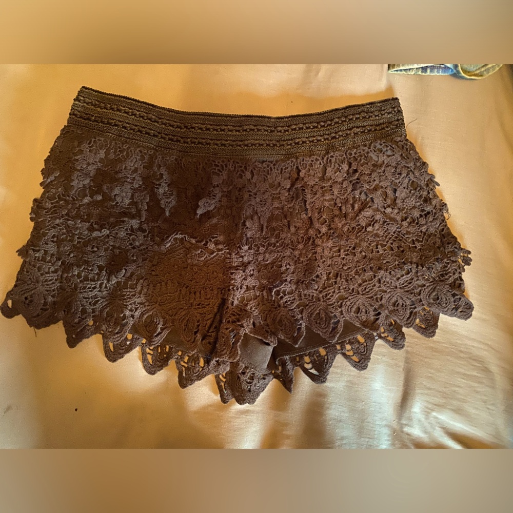 Lace shorts